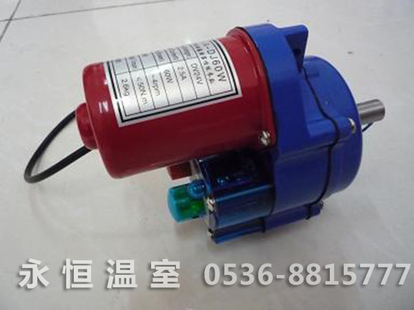 国产电动卷膜器，直流24V，电流2.5A，功率60W，转速4rpm，扭矩50N.m，卷膜长度=﹤60m。.jpg